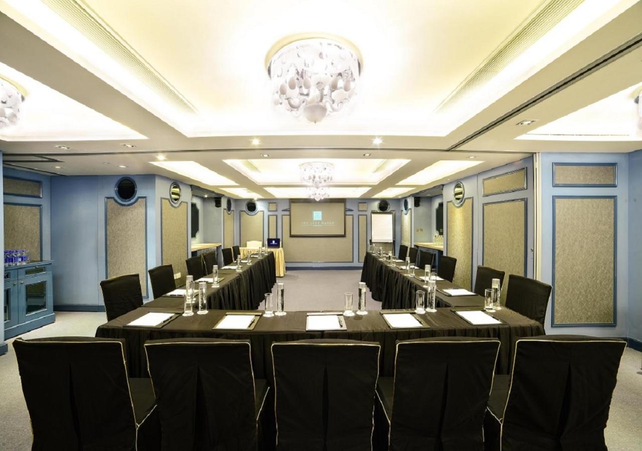 The Luxe Manor Hotel Hong Kong Exterior photo