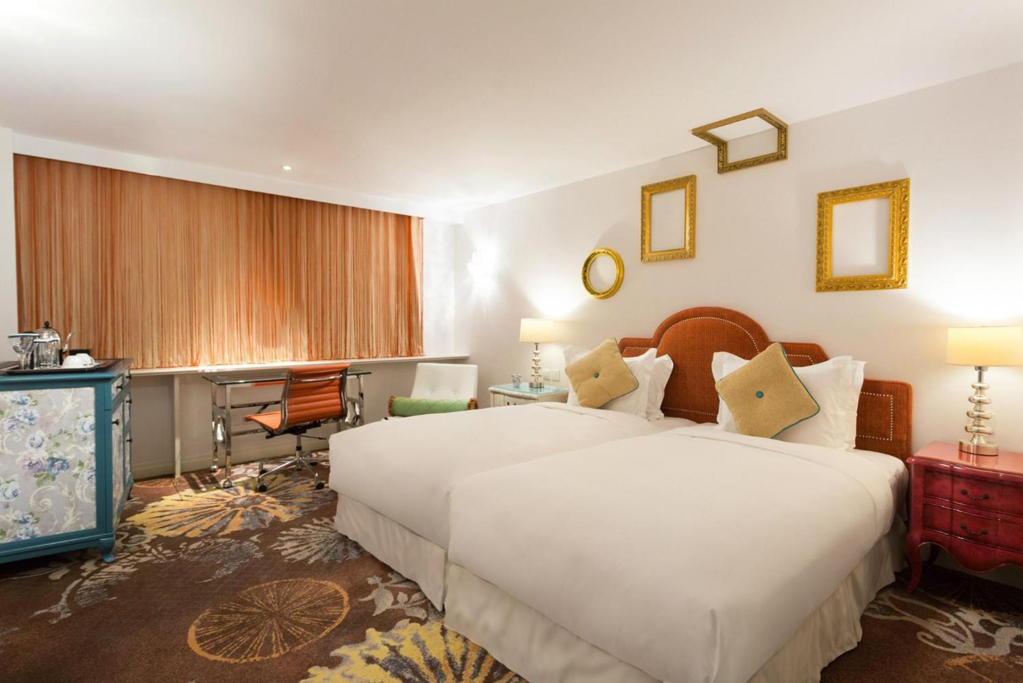 The Luxe Manor Hotel Hong Kong Exterior photo