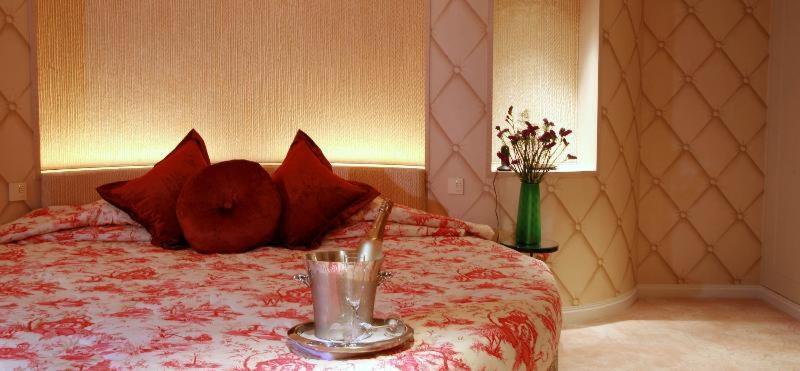 The Luxe Manor Hotel Hong Kong Room photo